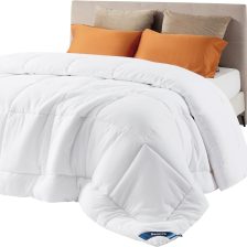 Bedsure Comforter Duvet Insert - Quilted Comforters Queen Size, All Season Duvet, Down Alternative Bedding, with 8 Tabs, Gifts for Women/Men, White, Queen 88 x 88 Inches